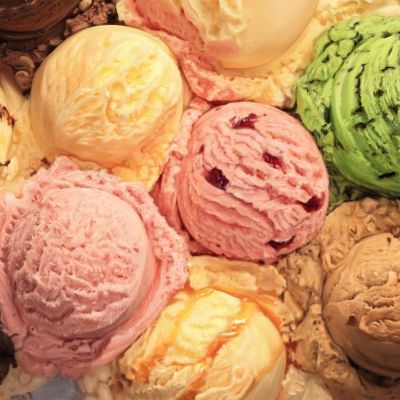 [181208]沉迷美食的日更女生头像(1)