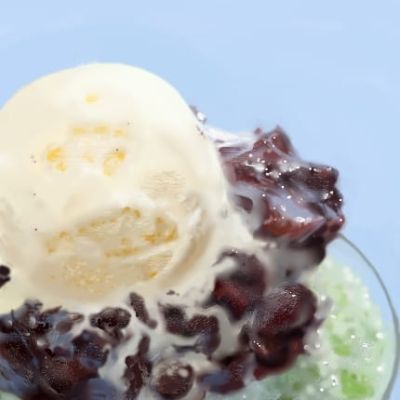 [181208]沉迷美食的日更女生头像(1)