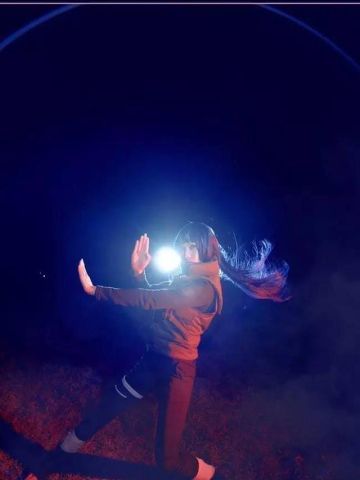 《火影忍者》鸣人娇妻成人版cosplay感动还原