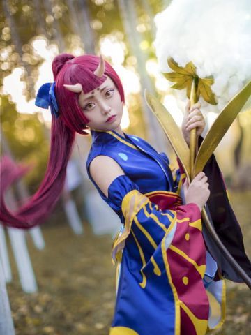 【授权】强势大奶回归 萤草觉醒COS