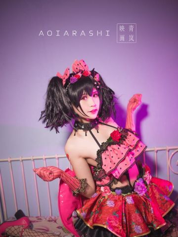 新人完美cos矢泽妮可 小恶魔觉醒