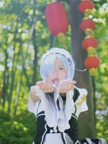 你的女仆掉到了森林里