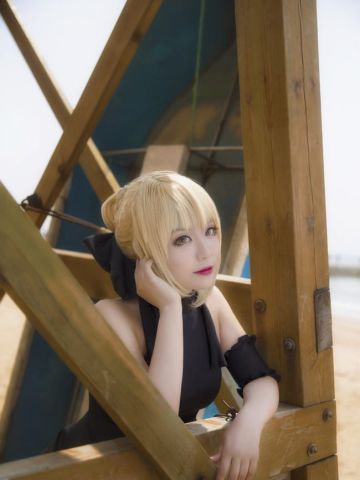 Saber Alter 水着 夏天就是要阳光和沙滩