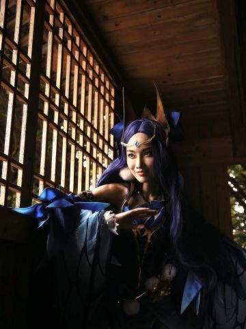 王者荣耀 荡秋千仲夏夜之梦 貂蝉 cosplay图片