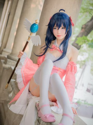 线上游戏的老婆不可能是女生? =玉置亚子