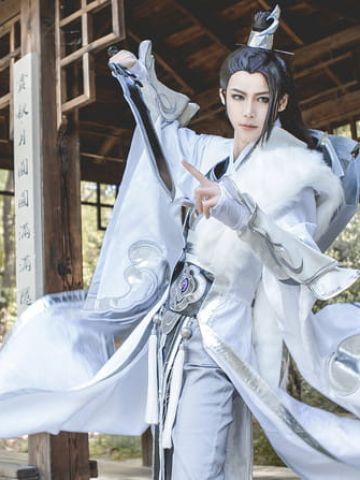 不昧本来，太虚明月流辉过