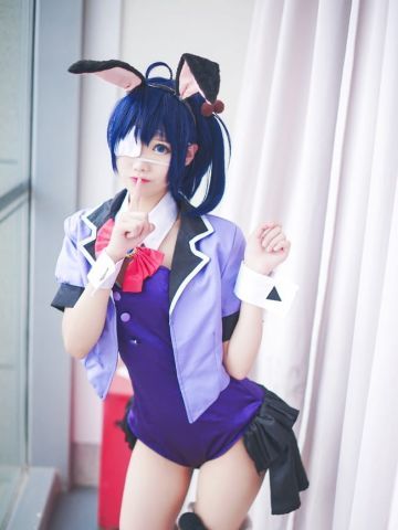 【cos场照】小鸟游六花兔女郎