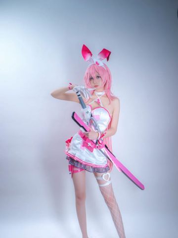 崩坏学园3 护士装 八重樱 cosplay