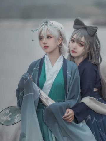 VOCALOID 洛天依 言和 乐正绫 cosplay