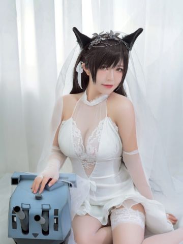 碧蓝航线 爱宕犬 婚纱