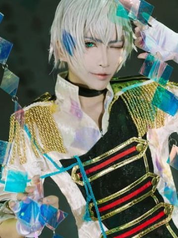 月歌霜月隼 COSPLAYA