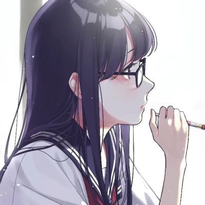 【女生头像】有些话适合咽下肚里，有些人适合留在心里。