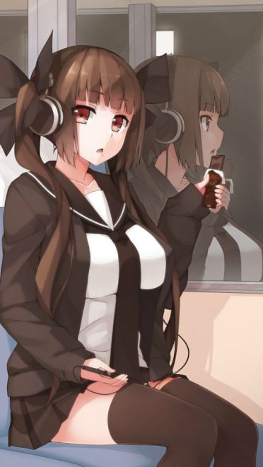 镜子与地面的反射 手机壁纸