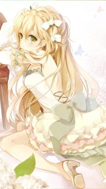 低调的奢华：金发美少女 手机壁纸