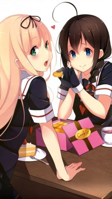 这是我的老婆们  舰娘手机壁纸下载