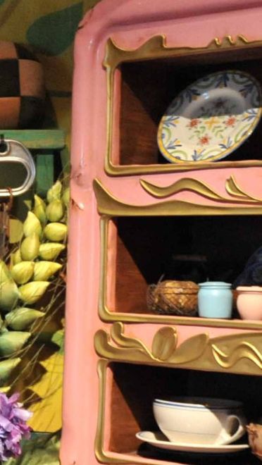 借东西的小人阿莉埃蒂高清动漫电脑壁纸(1)