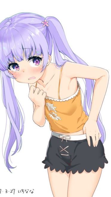 穿着短裤的动漫美少女图片