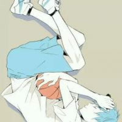 动漫头像男 优雅的喝茶