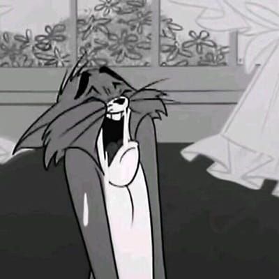 笑里全是坦荡 ​​​​卡里全是钞票 ​​​​卡通动漫qq情侣头像