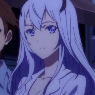 情侣头像动漫 两张一对 一左一右 一男一女