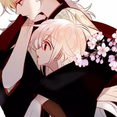 心动情侣头像动漫