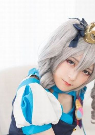 麻耶识coser日本的雪国三无少女lui 夏日清凉福利