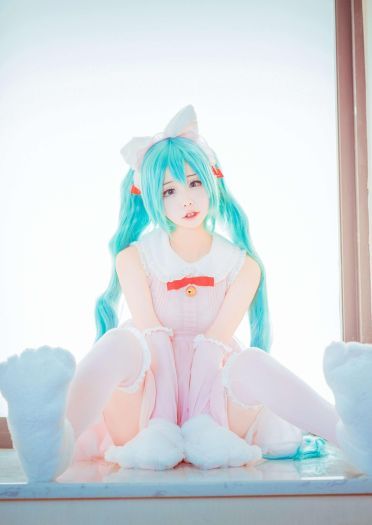 VOCALOID 粉红小猫咪miku