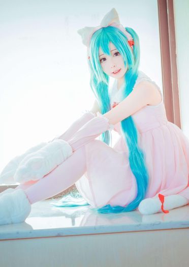 VOCALOID 粉红小猫咪miku