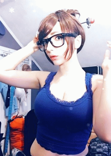 Eclair Marie 美女玩家cos守望先锋走红