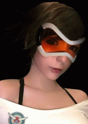 Eclair Marie 美女玩家cos守望先锋走红