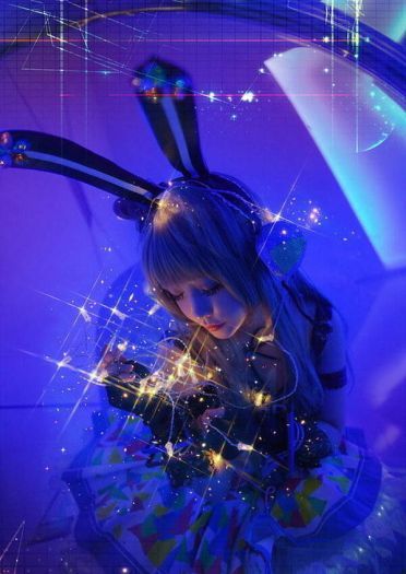 兔耳搭配蓬蓬裙 螺旋猫萌妹COS南小鸟