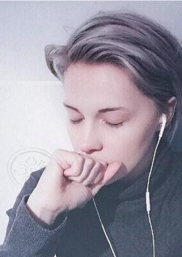 又是种族优势！冰上的尤里 维克托的COS