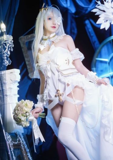 碧蓝航线埃姆登cosplay白丝正片