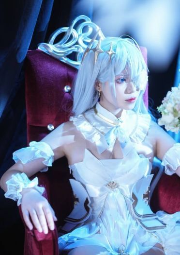 碧蓝航线埃姆登cosplay白丝正片