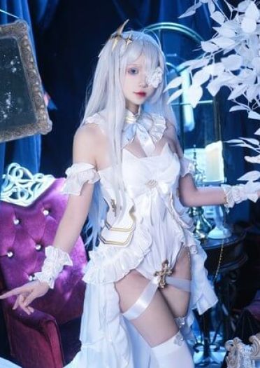 碧蓝航线埃姆登cosplay白丝正片
