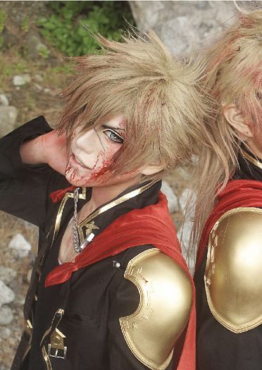 男神般的外表 来自日本的coser朔夜