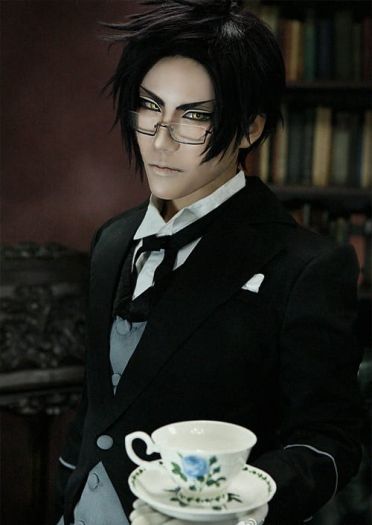 男神般的外表 来自日本的coser朔夜