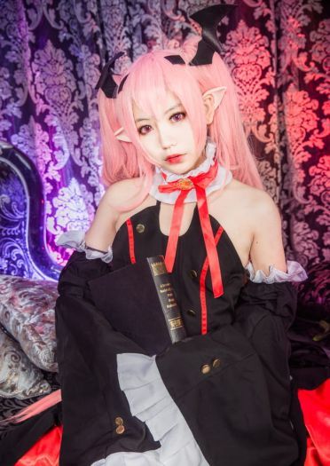 终结的炽天使 克鲁鲁·采佩西cos