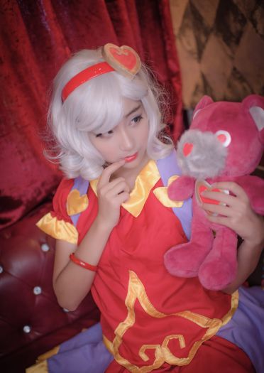 【授权】英雄联盟 情人节皮肤安妮 cos