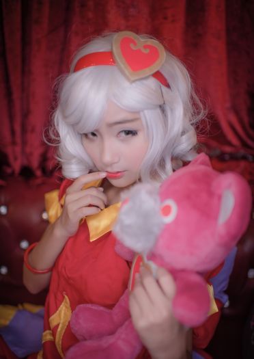 【授权】英雄联盟 情人节皮肤安妮 cos