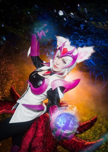 英雄联盟 勇者阿狸cos 我们来找点真正乐子吧~