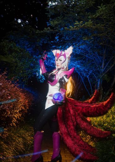 英雄联盟 勇者阿狸cos 我们来找点真正乐子吧~