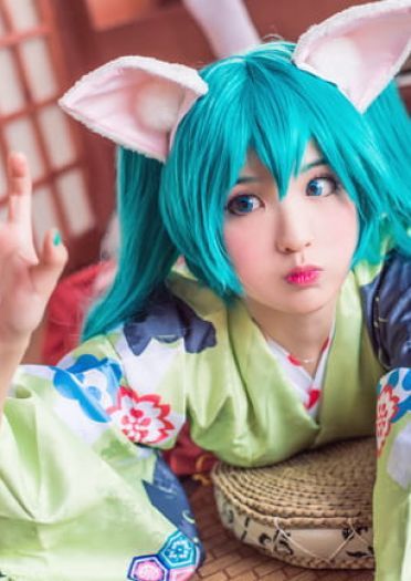 初音未来 动物学院cos 一只懒散的猫咪