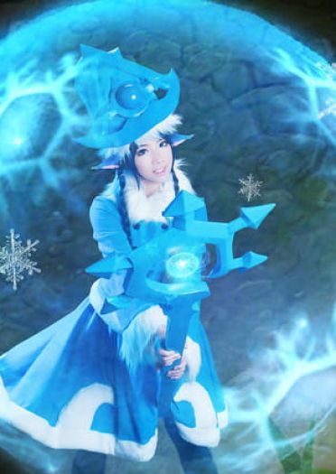 【授权】英雄联盟 冰雪节寒冬精灵璐璐 cos