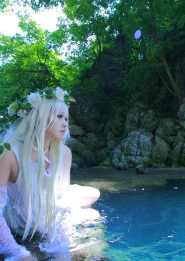 日本旅拍coser 在水中梦幻的深海少女