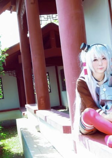 【授权】舰娘天津风COS 和连装炮君一起玩耍吧