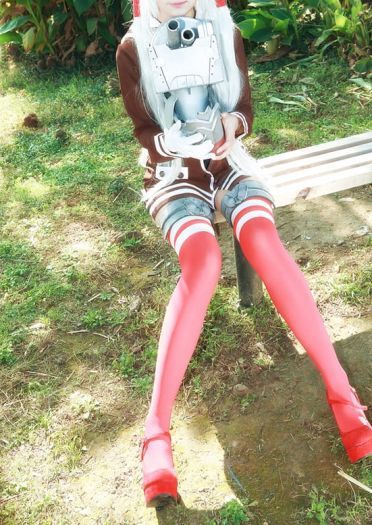 【授权】舰娘天津风COS 和连装炮君一起玩耍吧