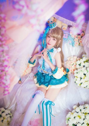 【授权】lovelive！南小鸟 ことり式雪だるまCOS