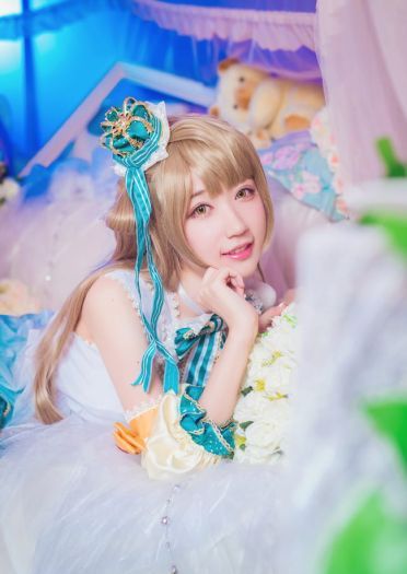 【授权】lovelive！南小鸟 ことり式雪だるまCOS