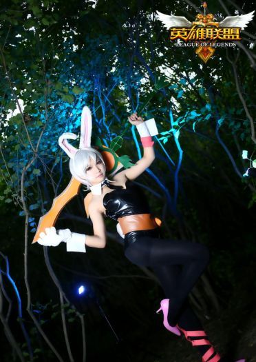 【授权】英雄联盟 兔女郎瑞文COS